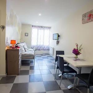 appartement-romantique.midi-pyreneeshotels.com/