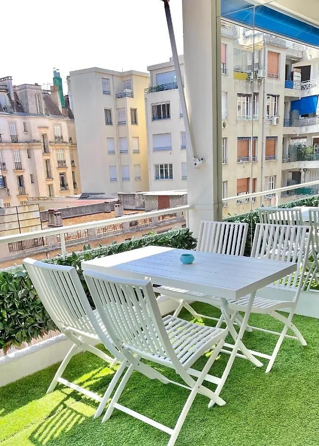 Luxurious 2 Bedrooms Apartment, 30 Meter From Beach Nice