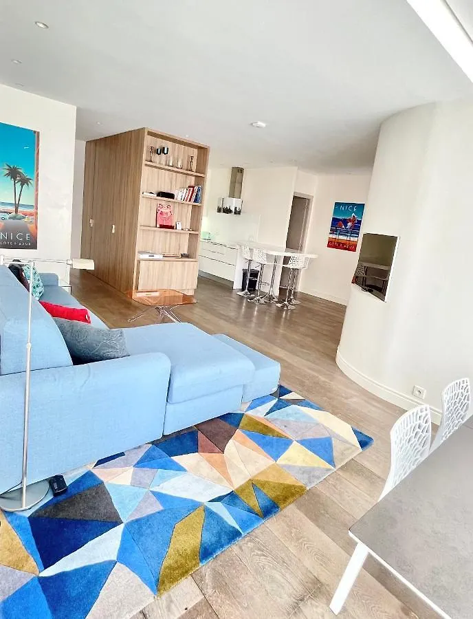 Luxurious 2 Bedrooms Apartment, 30 Meter From Beach Nice Apartment