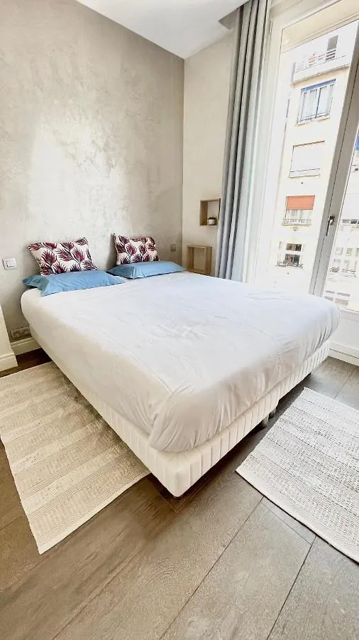 Apartment Luxurious 2 Bedrooms Apartment, 30 Meter From Beach Nice France